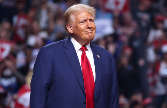 L’administration Trump annonce une nouvelle réduction de la durée des permis de travail pour de nombreuses catégories d’immigrés, notamment les réfugiés et demandeurs d’asile