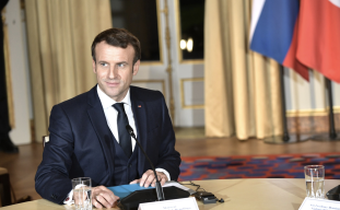 Défiance record envers Macron et ascension du RN à l’approche de 2027, selon un sondage